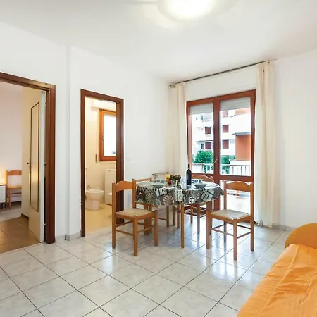 App. Iris Apartment